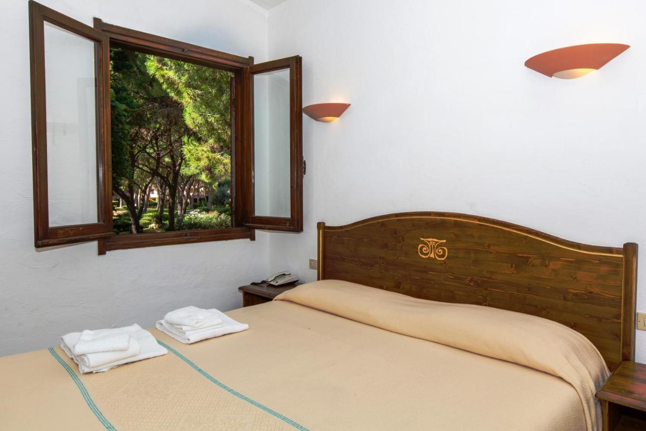 Baia Delle Palme Beach Santa Margherita di Pula Ngoại thất bức ảnh