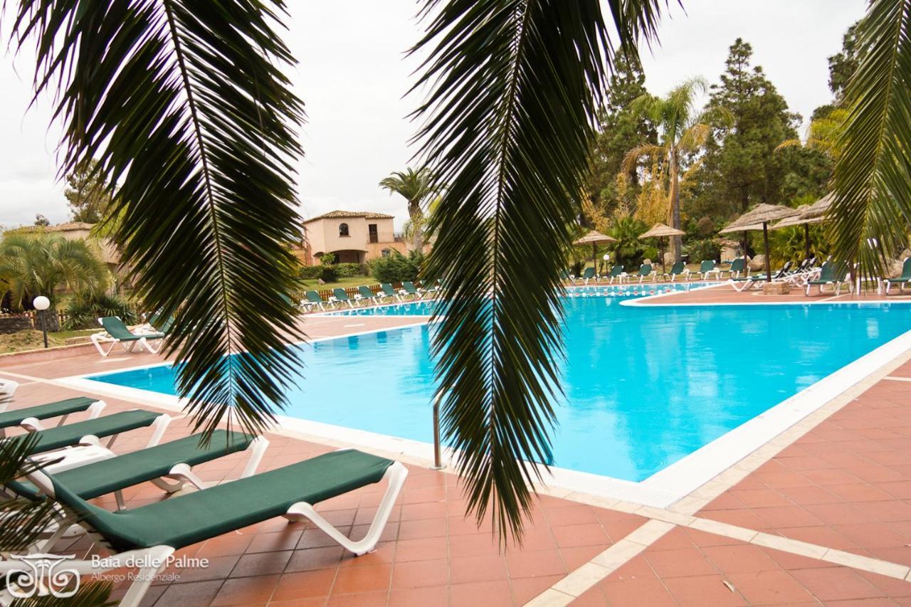 Baia Delle Palme Beach Santa Margherita di Pula Ngoại thất bức ảnh