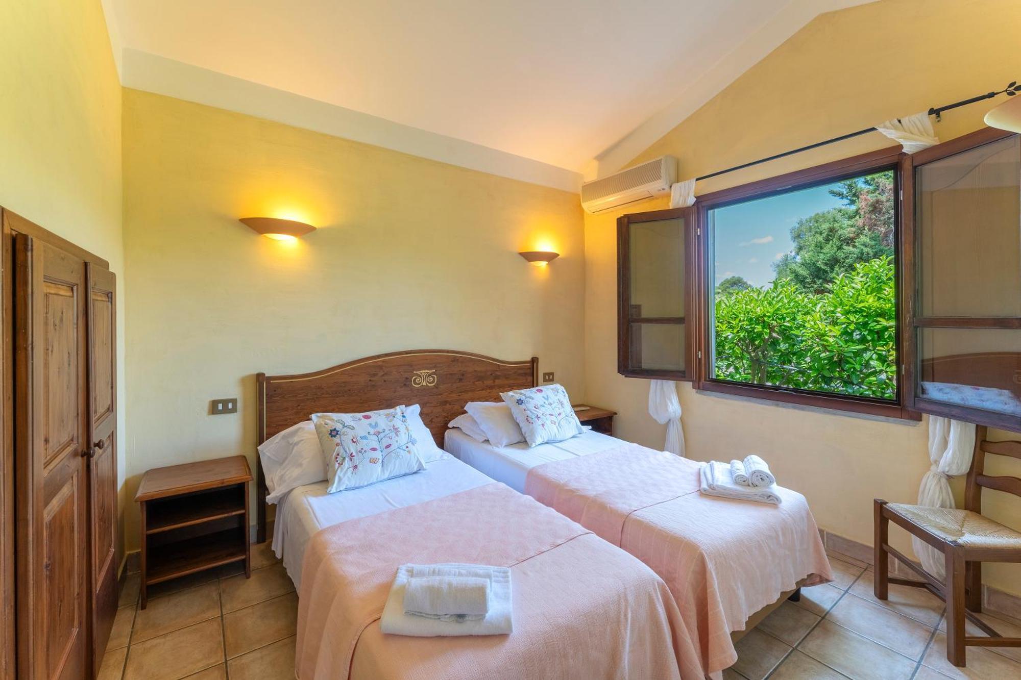 Baia Delle Palme Beach Santa Margherita di Pula Ngoại thất bức ảnh