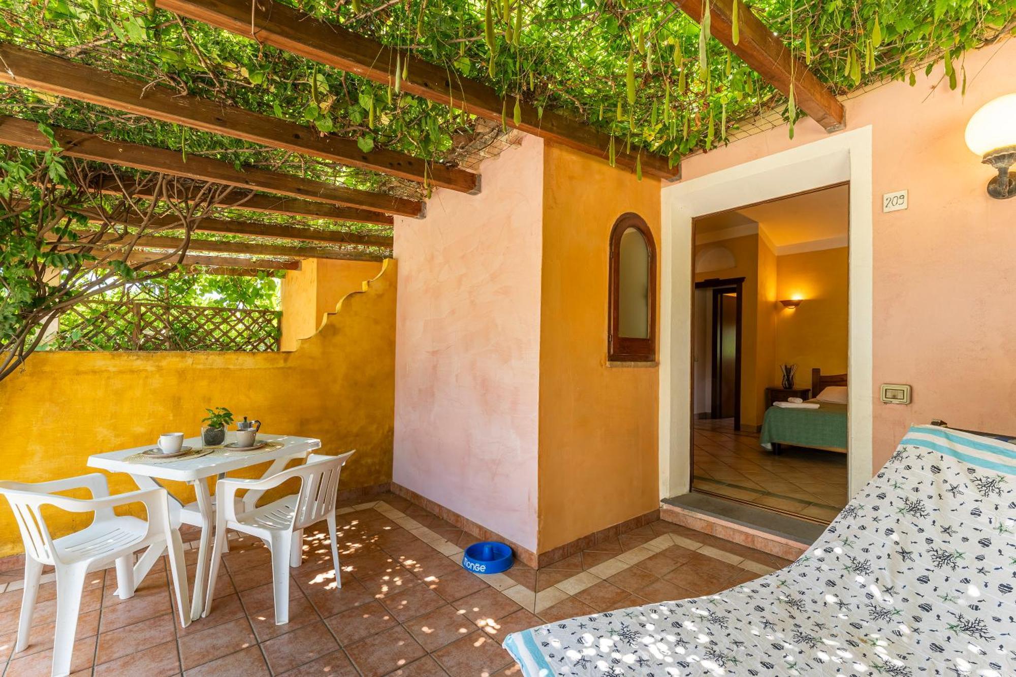Baia Delle Palme Beach Santa Margherita di Pula Ngoại thất bức ảnh