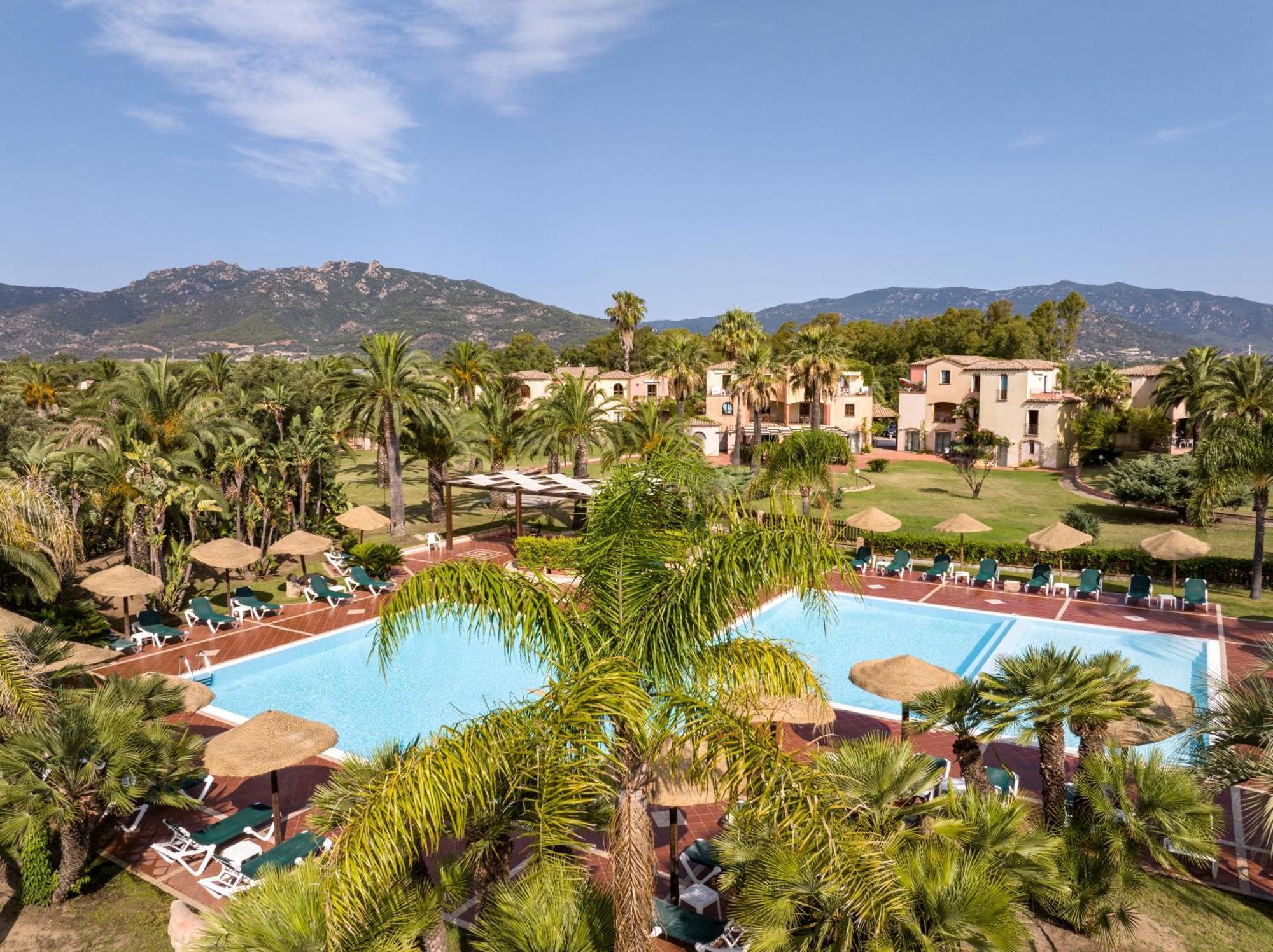 Baia Delle Palme Beach Santa Margherita di Pula Ngoại thất bức ảnh